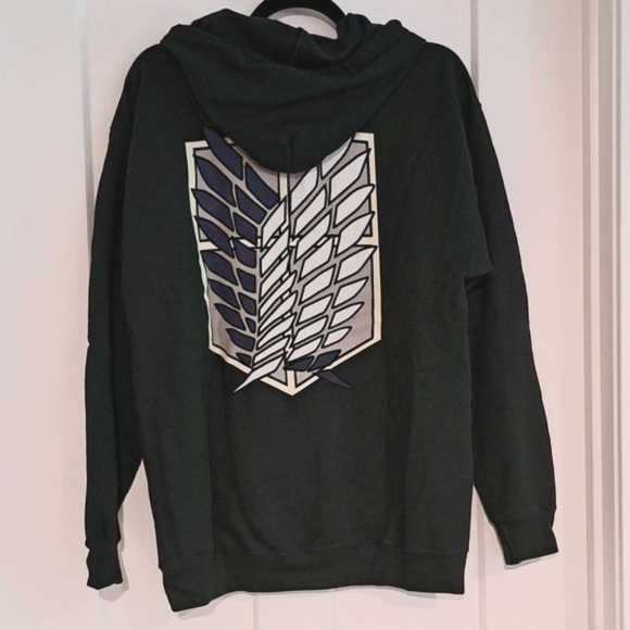 NWT Attack On Titan Scout Regiment Hoodie (Dark Green/Print) - Hot Topic - Picture 7 of 7